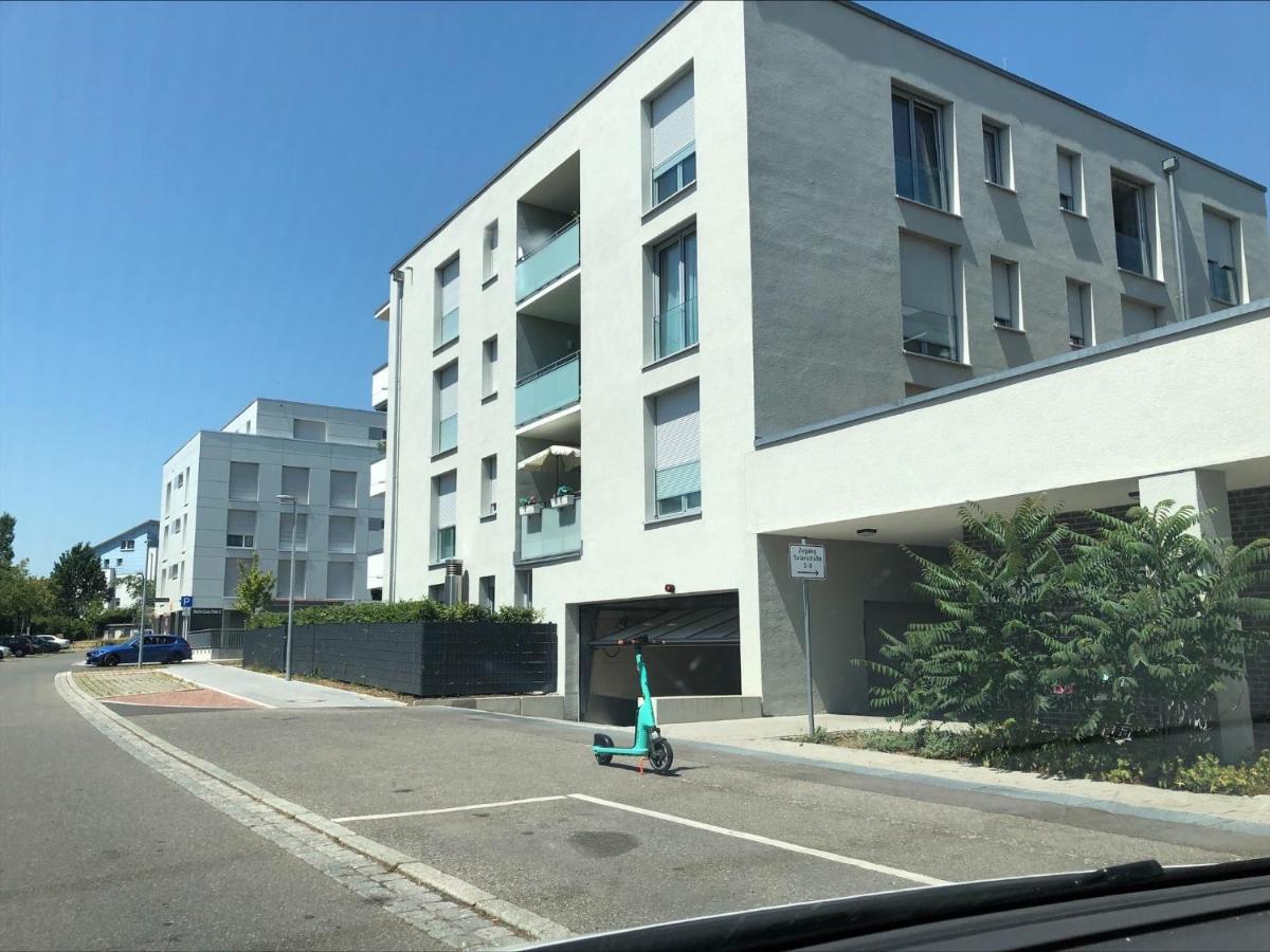 Moderne Alpenblick Apartment フリードリヒスハーフェン エクステリア 写真
